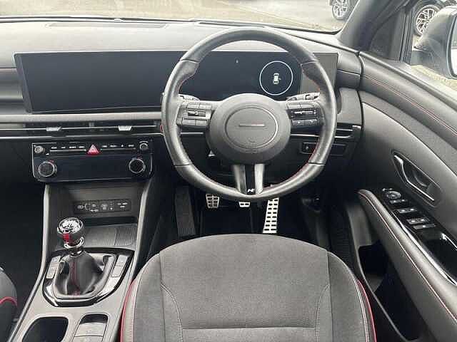 Hyundai TUCSON 1.6 T-GDi N Line S SUV 5dr Petrol Manual Euro 6 (s/s) (160 ps) Atlas White