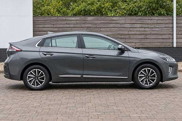 Hyundai IONIQ 38.3kWh Premium Hatchback 5dr Electric Auto (136 ps)