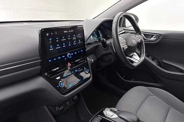 Hyundai IONIQ 38.3kWh Premium Hatchback 5dr Electric Auto (136 ps)
