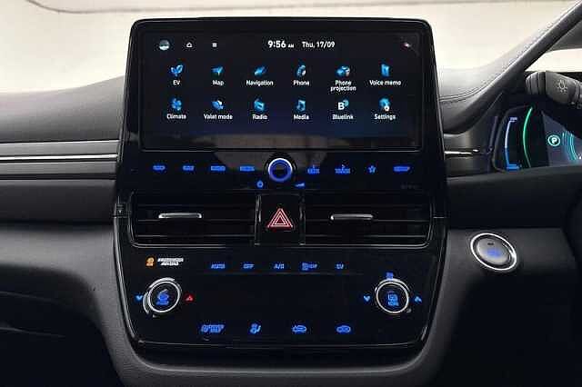 Hyundai IONIQ 38.3kWh Premium Hatchback 5dr Electric Auto (136 ps)