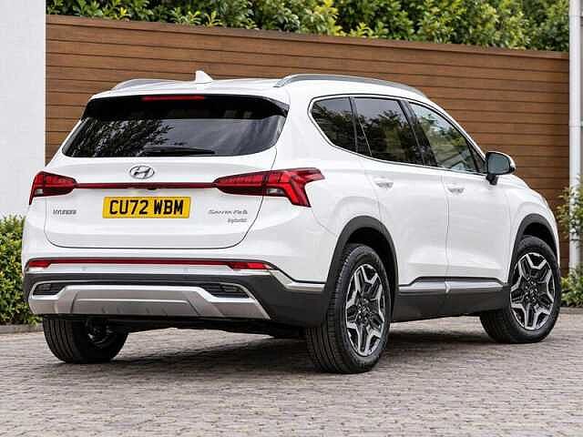 Hyundai SANTA FE 1.6 h T-GDi Ultimate SUV 5dr Petrol Hybrid Auto Euro 6 (s/s) (230 ps) Glacier White