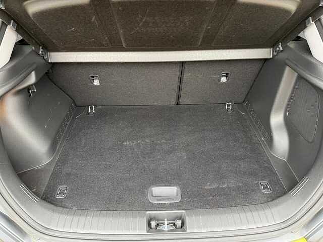 Hyundai KONA 1.6 GDi Hybrid Premium 5dr DCT Yellow