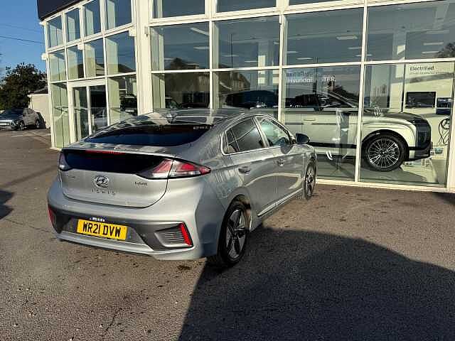 Hyundai IONIQ 1.6 GDi Hybrid Premium SE 5dr DCT Silver