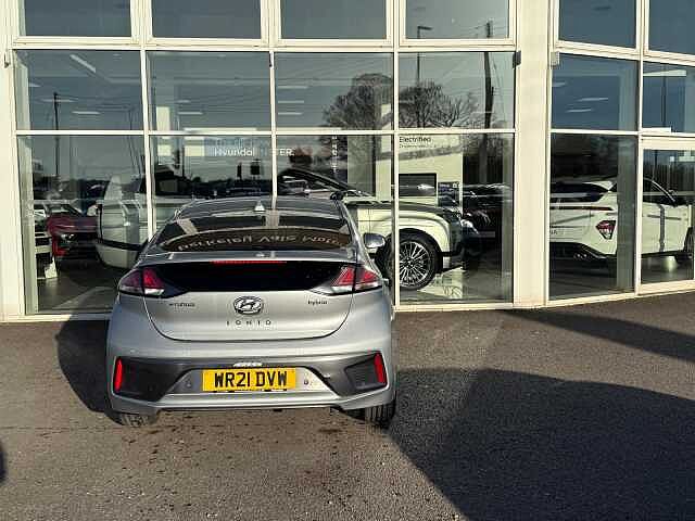 Hyundai IONIQ 1.6 GDi Hybrid Premium SE 5dr DCT Silver