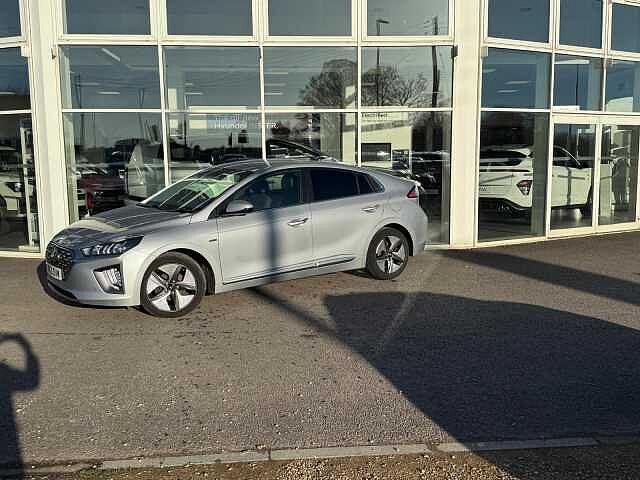 Hyundai IONIQ 1.6 GDi Hybrid Premium SE 5dr DCT Silver