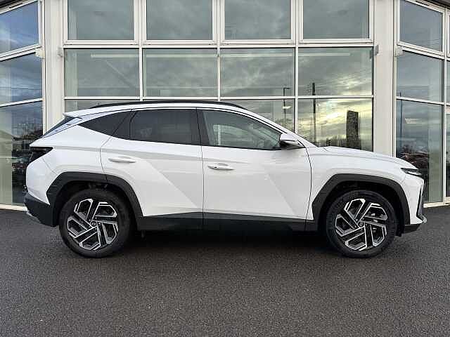 Hyundai TUCSON 1.6T Hybrid Ultimate 5dr Auto Atlas White