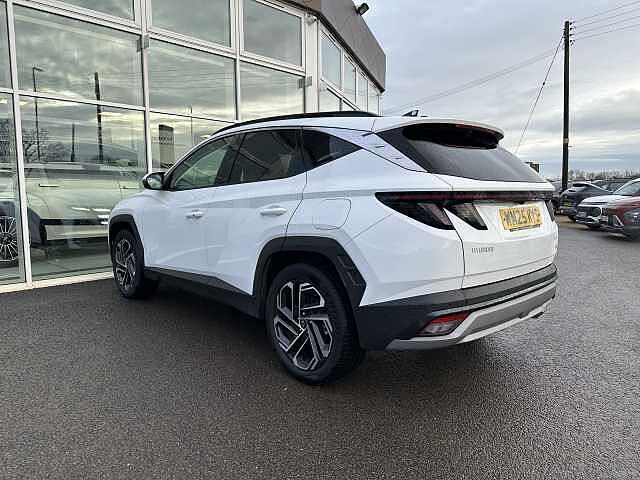 Hyundai TUCSON 1.6T Hybrid Ultimate 5dr Auto Atlas White