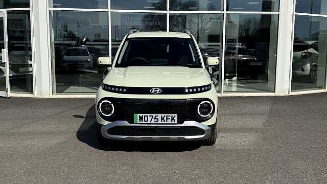 Hyundai INSTER 85kW 02 49kWh 5dr Auto Buttercream