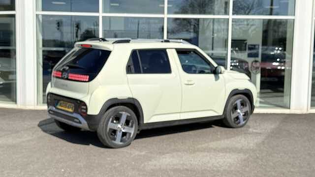 Hyundai INSTER 85kW 02 49kWh 5dr Auto Buttercream
