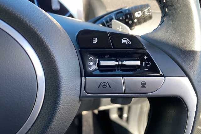 Hyundai TUCSON 1.6 TGDi Hybrid 230 Ultimate 5dr 2WD Auto Phantom Black