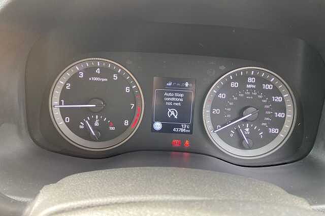 Hyundai TUCSON Se Nav B-Drive 2Wd Fiery Red