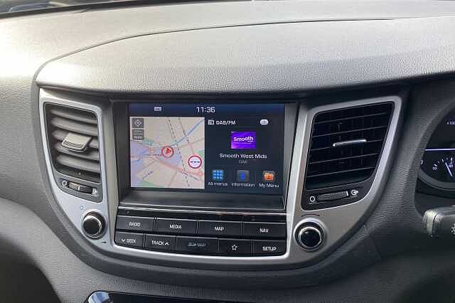 Hyundai TUCSON Se Nav B-Drive 2Wd Fiery Red
