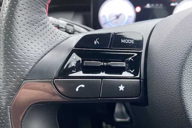 Hyundai TUCSON 1.6 T-GDi N Line S SUV 5dr Petrol Manual Euro 6 (s/s) (150 ps) Serenity White