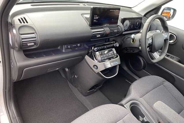 Hyundai Inster Long Range 49kWh 02 SUV 5dr Electric Auto (115 ps)