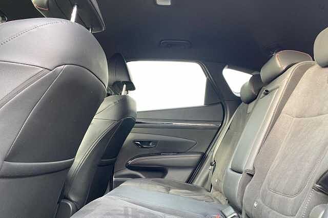 Hyundai TUCSON 1.6 h T-GDi N Line SUV 5dr Petrol Hybrid Auto Euro 6 (s/s) (230 ps) Shimmering Silver