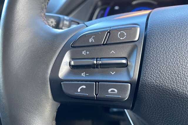Hyundai Ioniq 38.3kWh Premium SE Hatchback 5dr Electric Auto (136 ps)