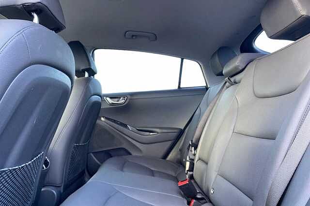 Hyundai Ioniq 38.3kWh Premium SE Hatchback 5dr Electric Auto (136 ps)