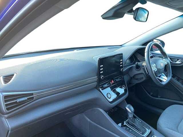 Hyundai Ioniq 1.6 h-GDi SE Connect Hatchback 5dr Petrol Hybrid DCT Euro 6 (s/s) (141 ps)