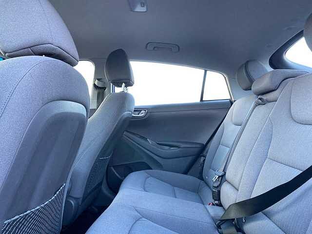 Hyundai Ioniq 1.6 h-GDi SE Connect Hatchback 5dr Petrol Hybrid DCT Euro 6 (s/s) (141 ps)