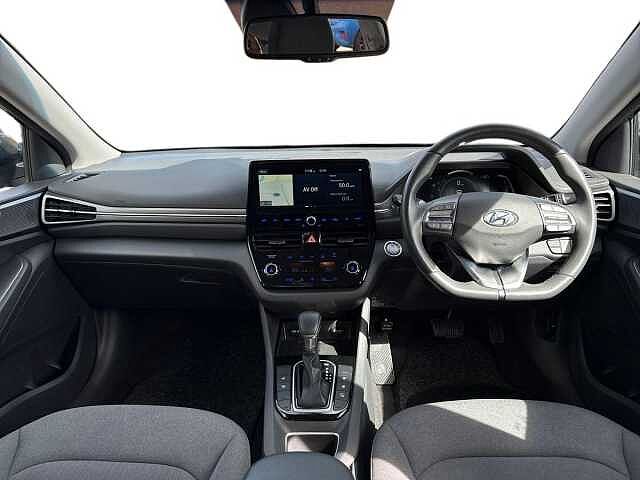 Hyundai IONIQ 1.6 GDi Hybrid Premium 5dr DCT