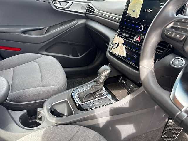 Hyundai IONIQ 1.6 GDi Hybrid Premium 5dr DCT