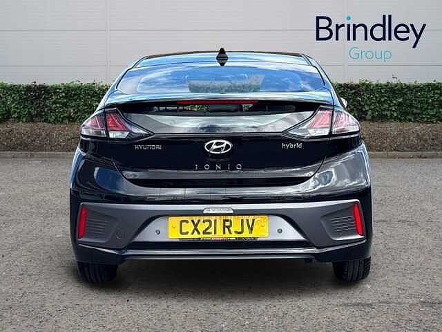Hyundai IONIQ 1.6 GDi Hybrid Premium 5dr DCT