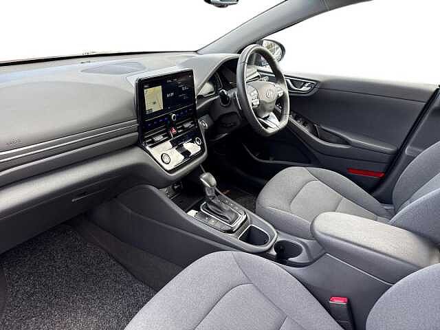 Hyundai IONIQ 1.6 GDi Hybrid Premium 5dr DCT