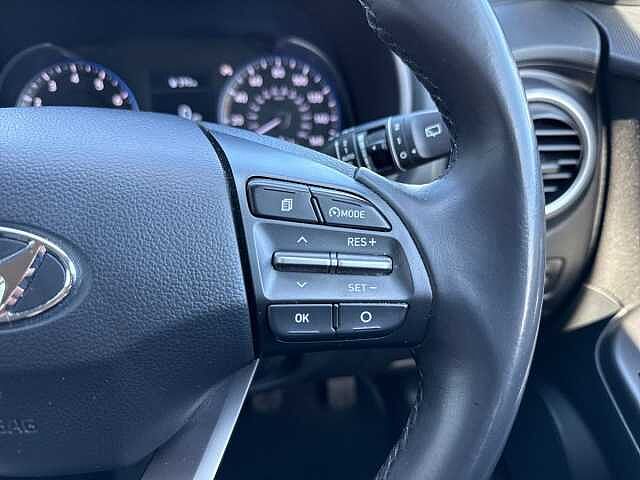 Hyundai KONA 1.0 T-GDi Premium SUV 5dr Petrol Manual Euro 6 (s/s) (120 ps) Black