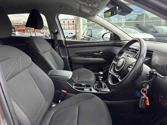 Hyundai TUCSON 1.6 TGDi SE Connect 5dr 2WD Silky Bronze