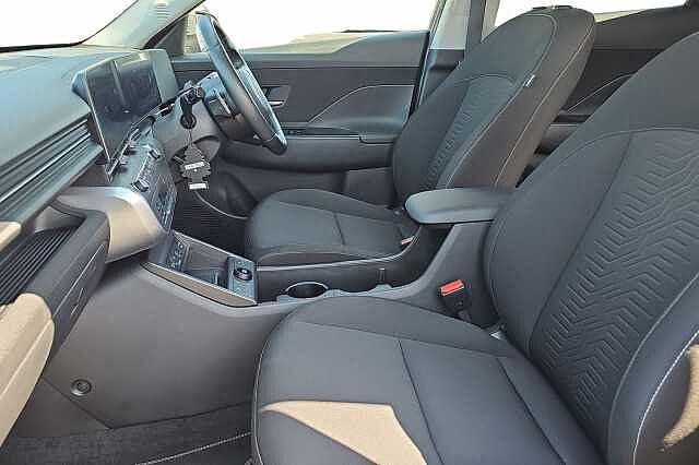 Hyundai KONA E (218ps) Advance Grey