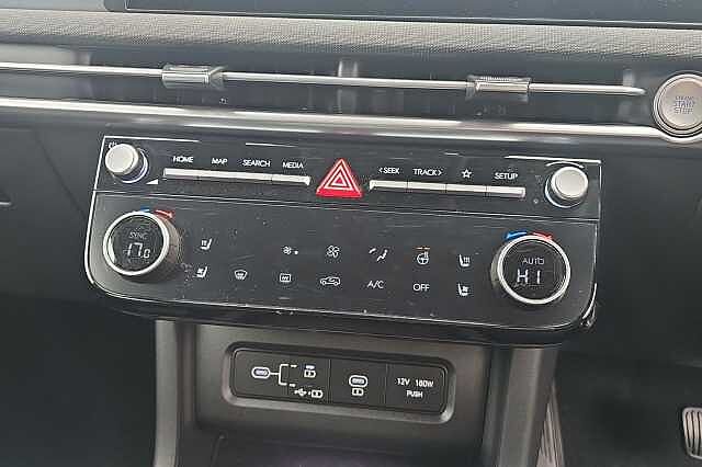 Hyundai TUCSON 1.6T 48V MHD Ultimate 5dr DCT White