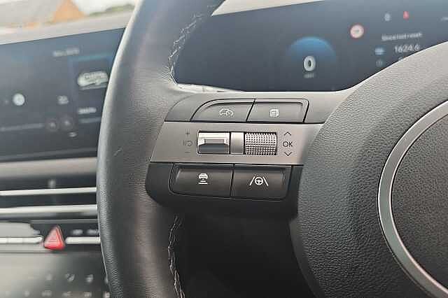 Hyundai TUCSON 1.6T 48V MHD Ultimate 5dr DCT White