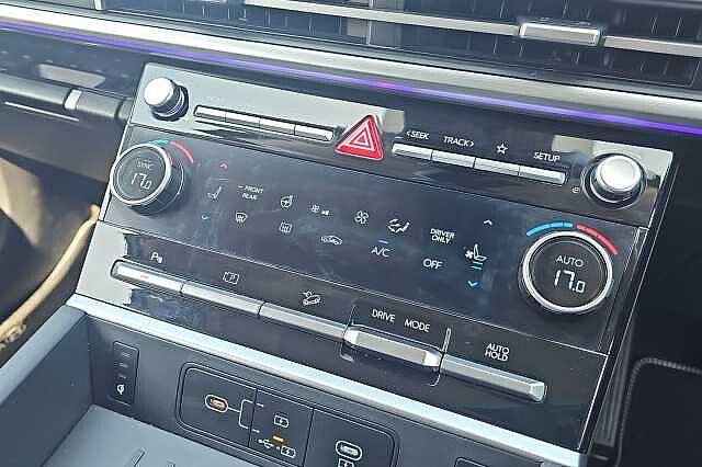 Hyundai SANTA FE 1.6 TGDi Hybrid Ultimate 5dr Auto Blue