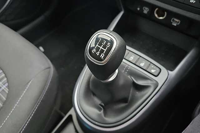 Hyundai I10 1.0 [63] Premium 5dr [Nav] Green