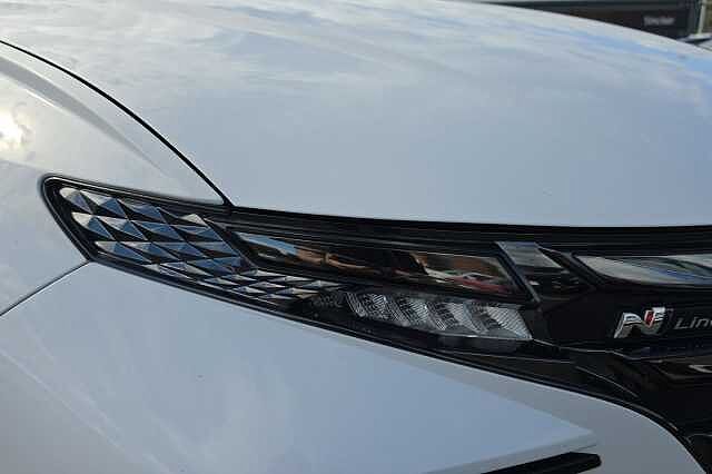 Hyundai TUCSON 1.6 TGDi Hybrid 230 N Line 5dr 2WD Auto White