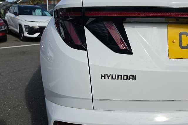 Hyundai TUCSON 1.6 TGDi Hybrid 230 N Line 5dr 2WD Auto White