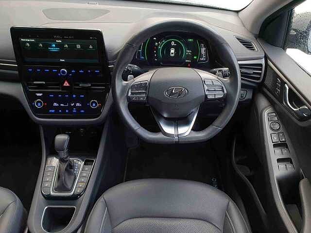 Hyundai Ioniq 1.6 GDi Hybrid Premium SE 5dr DCT