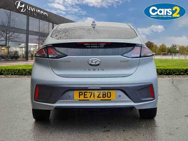 Hyundai Ioniq 1.6 GDi Hybrid Premium SE 5dr DCT