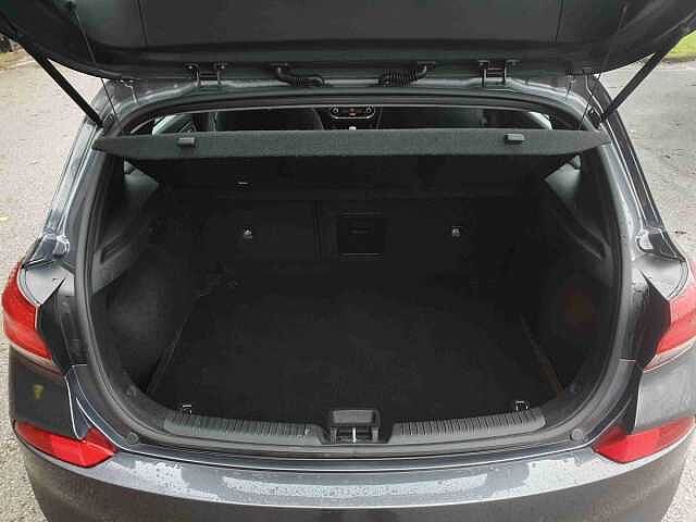 Hyundai i30 1.4T GDI SE Nav 5dr