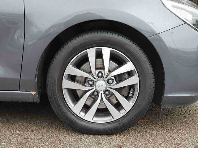 Hyundai i30 1.4T GDI SE Nav 5dr