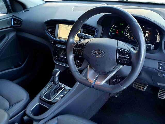 Hyundai Ioniq 1.6 GDi Hybrid Premium SE 5dr DCT