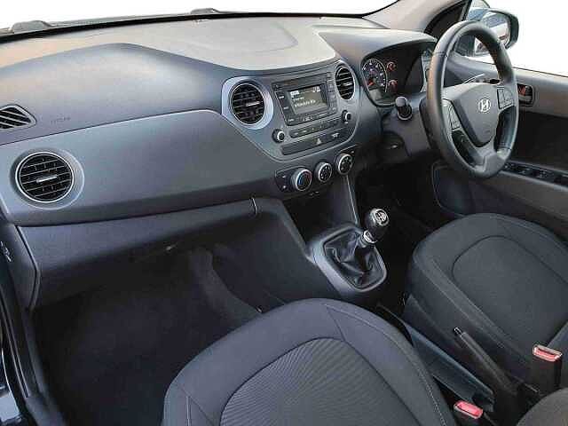 Hyundai i10 1.0 SE 5dr