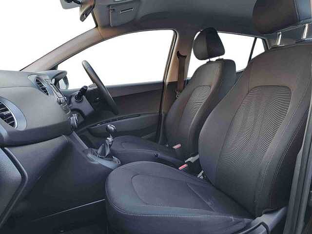 Hyundai i10 1.0 SE 5dr