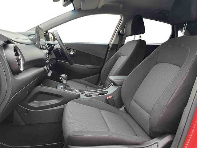 Hyundai KONA 1.6 GDi Hybrid Premium 5dr DCT Red