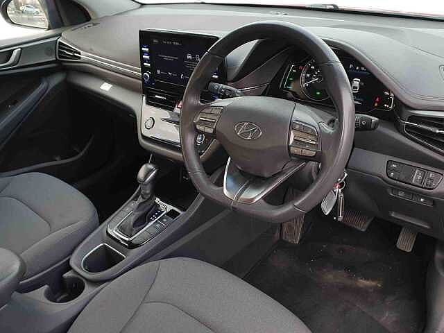 Hyundai Ioniq 1.6 GDi Hybrid SE Connect 5dr DCT