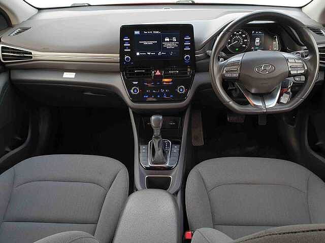 Hyundai Ioniq 1.6 GDi Hybrid SE Connect 5dr DCT