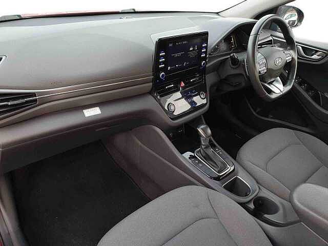 Hyundai Ioniq 1.6 GDi Hybrid SE Connect 5dr DCT