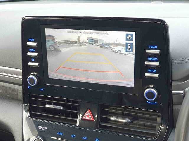 Hyundai Ioniq 1.6 GDi Hybrid SE Connect 5dr DCT