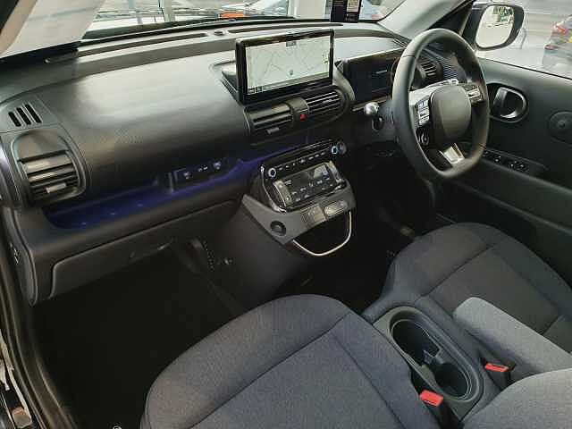 Hyundai INSTER 85kW 02 49kWh 5dr Auto Black