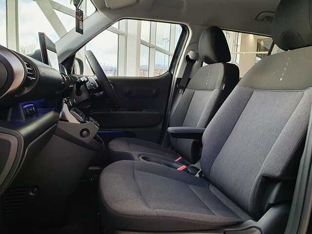 Hyundai INSTER 85kW 02 49kWh 5dr Auto Black